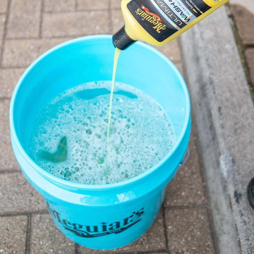 Galeata Spalare Auto Meguiars Hybrid Ceramic Bucket, 18.9L